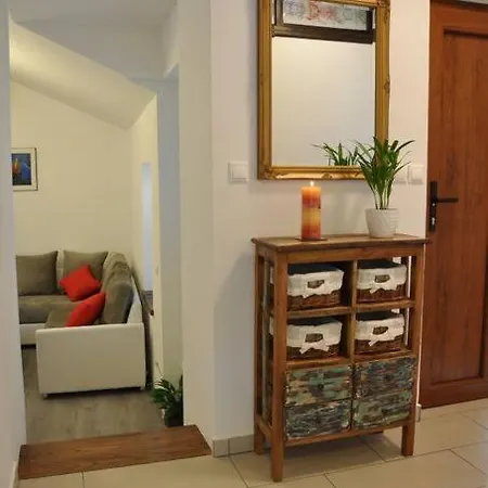 Lovelife Apartment *